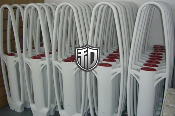 商場(chǎng)名牌箱包專(zhuān)賣(mài)店使用5支F-S3聲磁防盜器