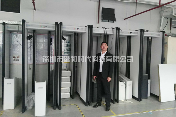 崇州君健塑膠采購維和時代科技代理的7臺METOR6S進口安檢門[圖]