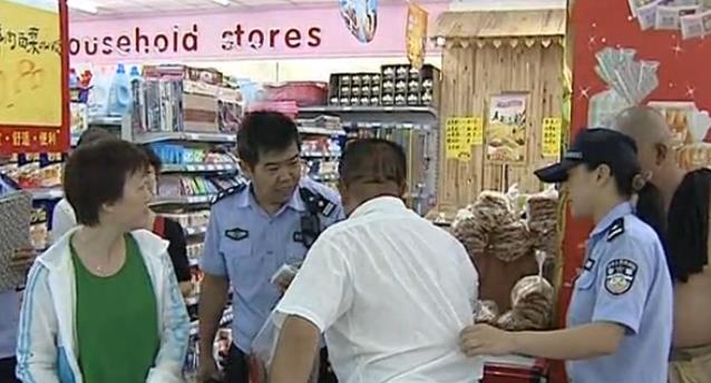 應(yīng)安裝超市防盜器把關(guān)安全 如皋一慣偷被抓現(xiàn)行竟當場耍賴